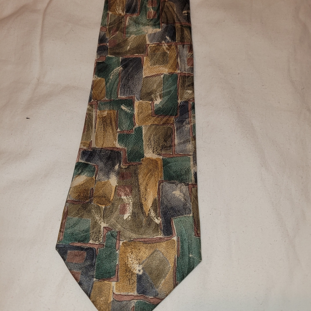 Men's necktie